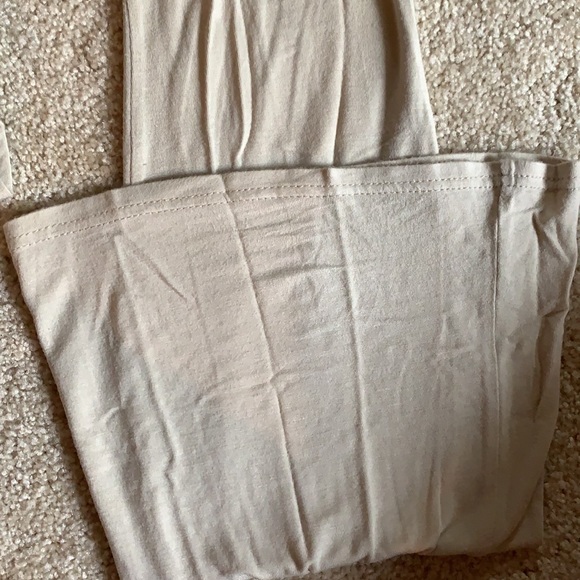 PrettyLittleThing stone stretchy flare pants - Picture 4 of 7